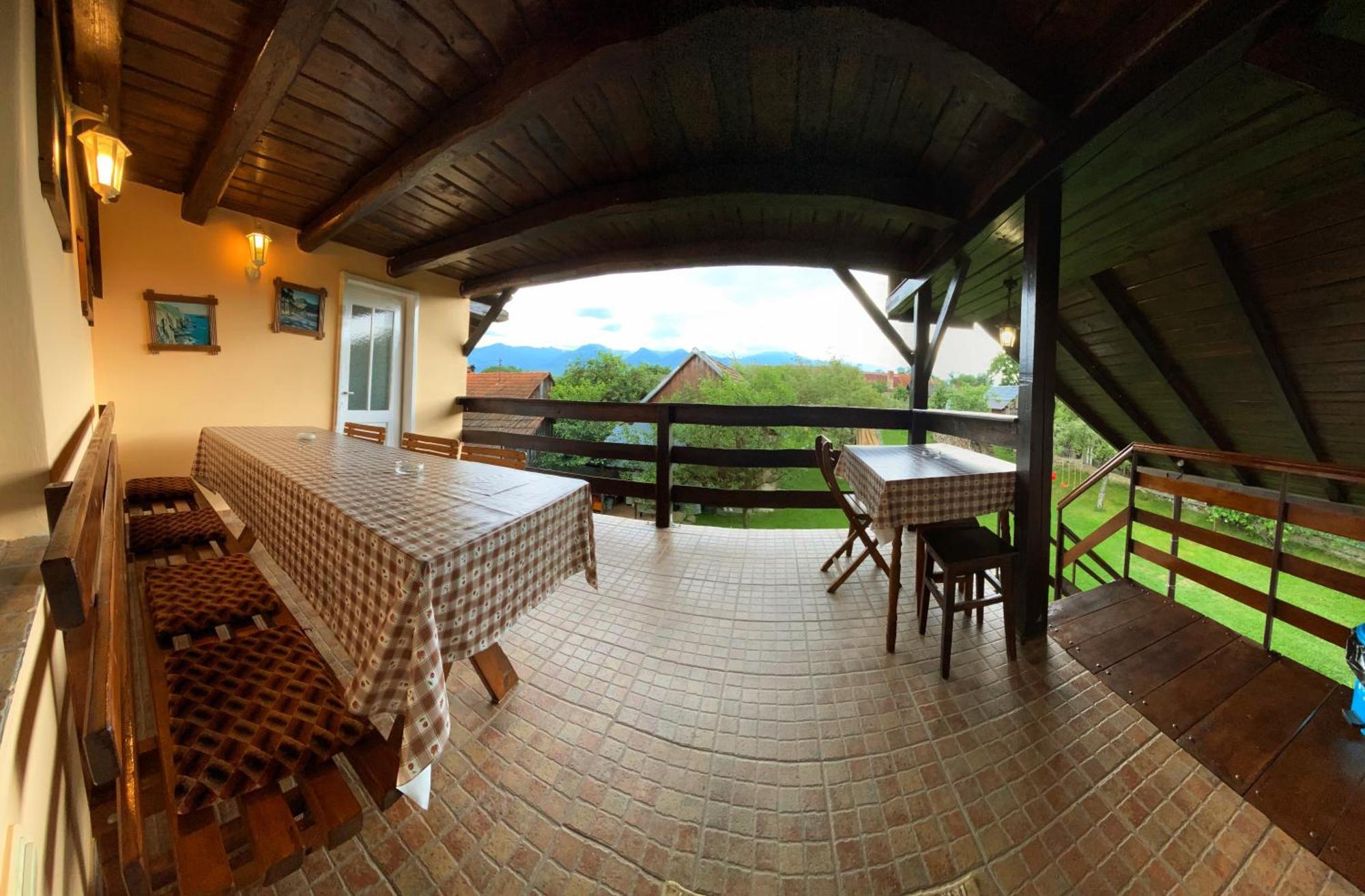 Casa Popa Hotel Cartisoara Exterior photo