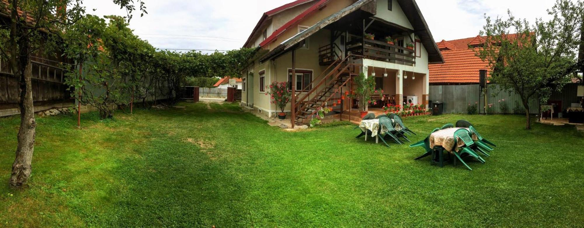 Casa Popa Hotel Cartisoara Exterior photo
